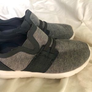 Cat and jack blue boys shoes